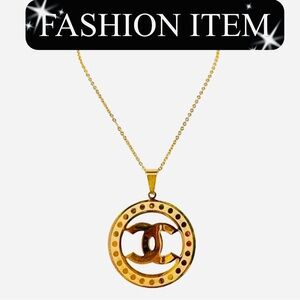 A-1-DC-33: NECKLACE: Gold-Tone Pendant Monogram Necklace, NWOT